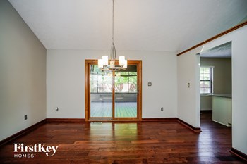 5675 Longford Drive 3 Beds House for Rent - Photo Gallery 5