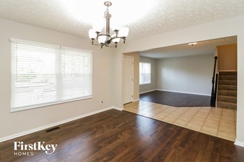 2 Pebblestone Court 4 Beds House for Rent - Photo Gallery 5