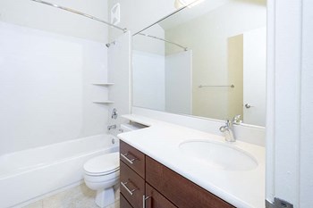 Bathroom sink - Photo Gallery 41