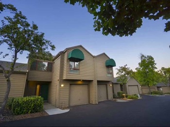 Apartments in Napa, Ca l Towpath Village - Photo Gallery 24