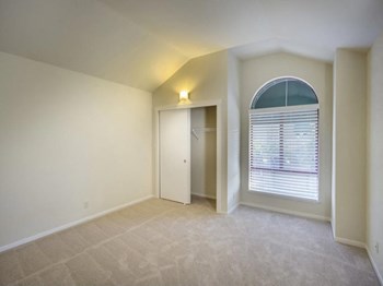 Apartments in Napa, Ca l Towpath Village - Photo Gallery 29