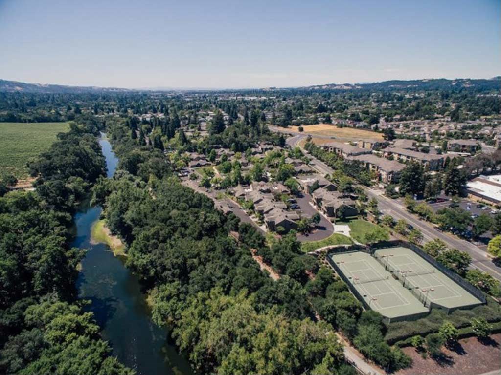 Apartments in Napa, Ca l Towpath Village