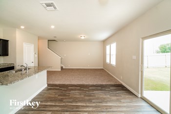 4831 Hallies Garden 3 Beds House for Rent - Photo Gallery 4