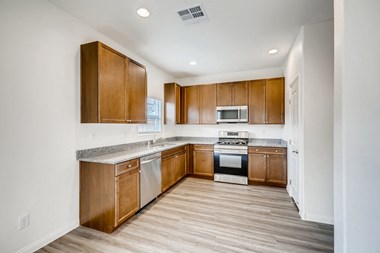 5905 Aramis Ave 3 Beds Apartment for Rent
