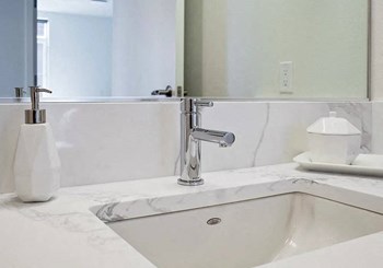 Quartz bathroom sink with brushed nickel faucet - Photo Gallery 29