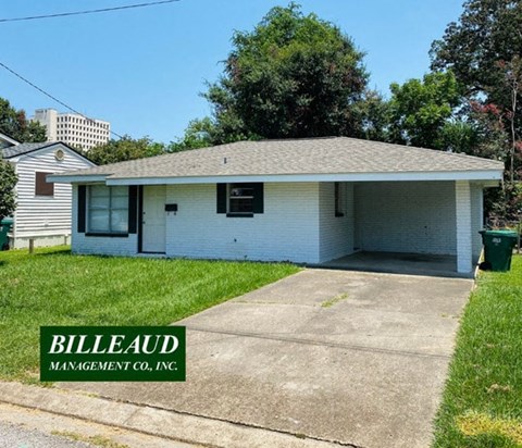 1115 South Washington Street 3 Beds Apartment for Rent