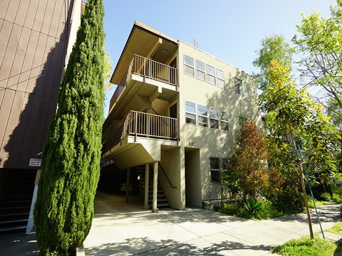 the building in which the apartment is located