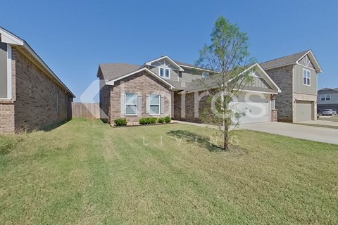 825 NW 4Th St 4 Beds Apartment for Rent