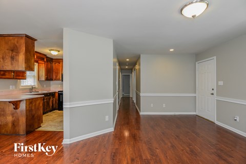 835 S Millon Street 4 Beds Apartment for Rent