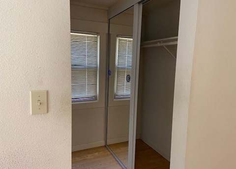 2432 Milvia St. 6 Beds Apartment for Rent