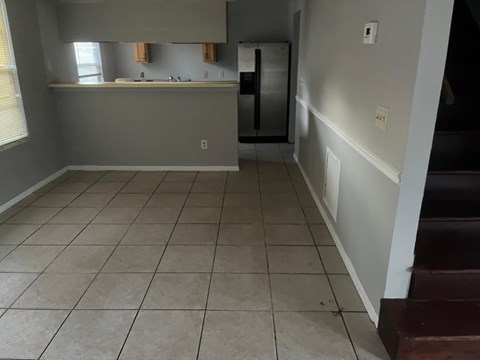 6476 Sable Woods Drive East 3 Beds Apartment for Rent