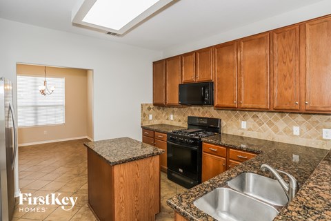 19615 Hardwood Ridge Trail 4 Beds Apartment for Rent
