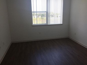 8246 Omaha Circle 1-2 Beds Apartment for Rent - Photo Gallery 21