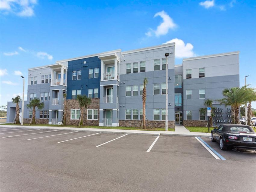 Luna Trails Apartments, 1705 S Deleon Ave, Titusville, FL RentCafe