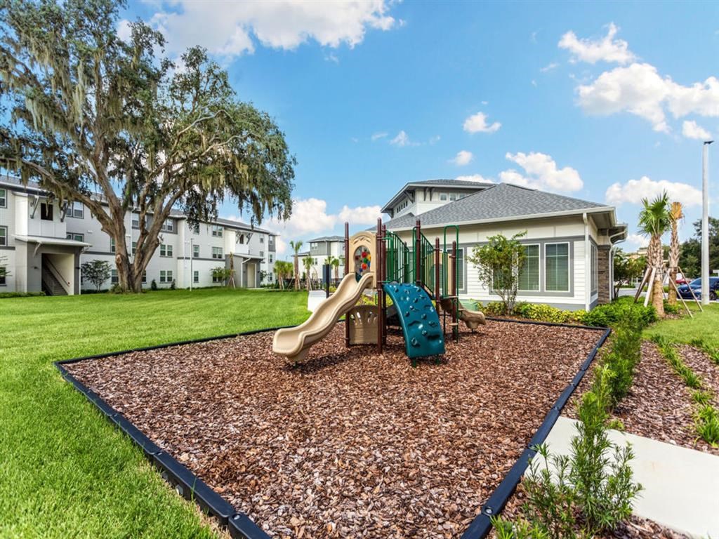 the playground at the preserve at ballantyne commons