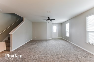 2410 YAUPON CANYON 3 Beds House for Rent - Photo Gallery 2