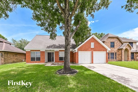 3805 Redbud Drive 5 Beds Apartment for Rent