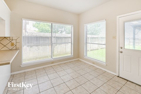 3805 Redbud Drive 5 Beds Apartment for Rent