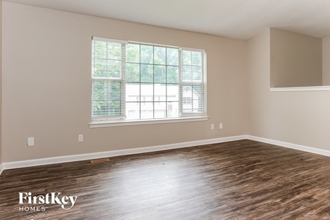 6319 Hillview Lane 3 Beds Apartment for Rent
