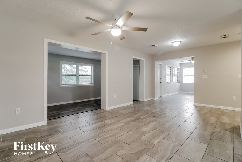 the living room and dining room are spacious and clean