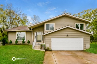 2649 CAROLYN CIRCLE DR 3 Beds Apartment for Rent