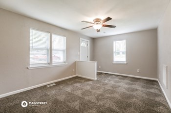 601 Oak Street 3 Beds House for Rent - Photo Gallery 5