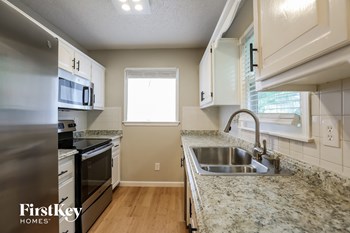 11202 N Wallace Avenue 4 Beds House for Rent - Photo Gallery 6