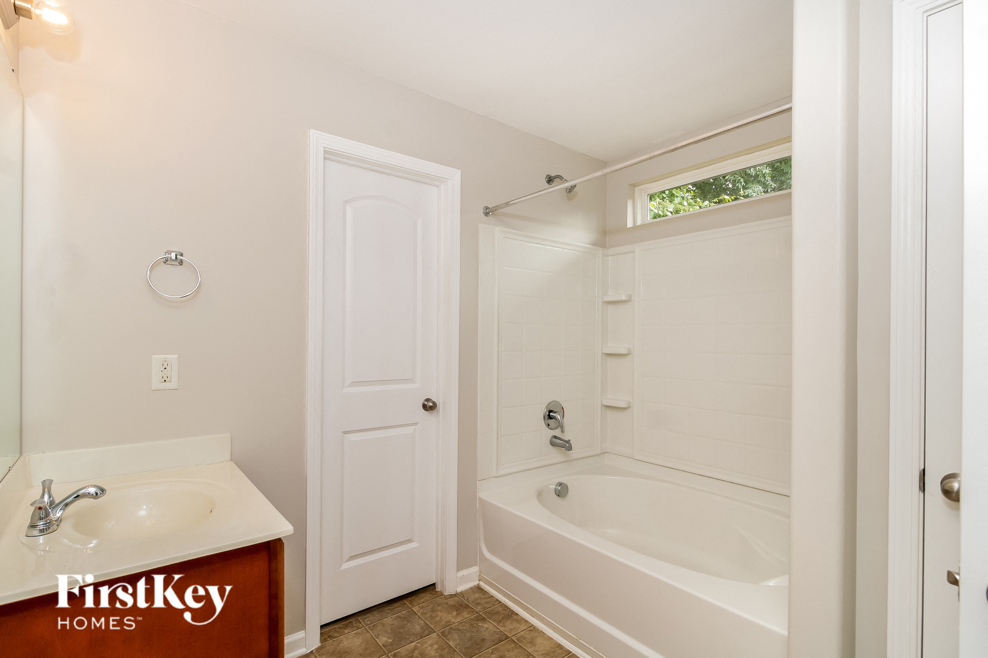 1493 Hamilton Hills Drive Greensboro, NC 27406