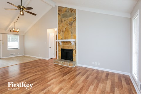 2639 Windmere Drive NW 4 Beds Apartment for Rent