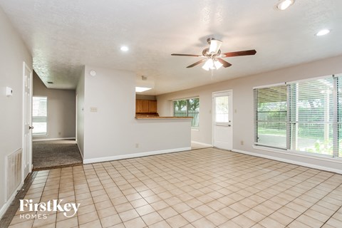 16327 Elmwood Point Lane 3 Beds Apartment for Rent