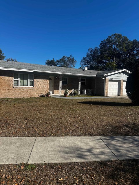 8219 Galaxie Drive 3 Beds Apartment for Rent
