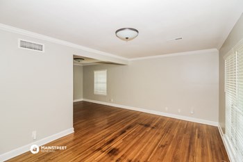 1055 S PERKINS RD 3 Beds House for Rent - Photo Gallery 4