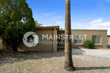 2550 S MARIANNE PL 3 Beds Apartment for Rent