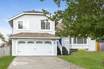 7207 201ST ST E 3 Beds House for Rent - Photo Gallery 2