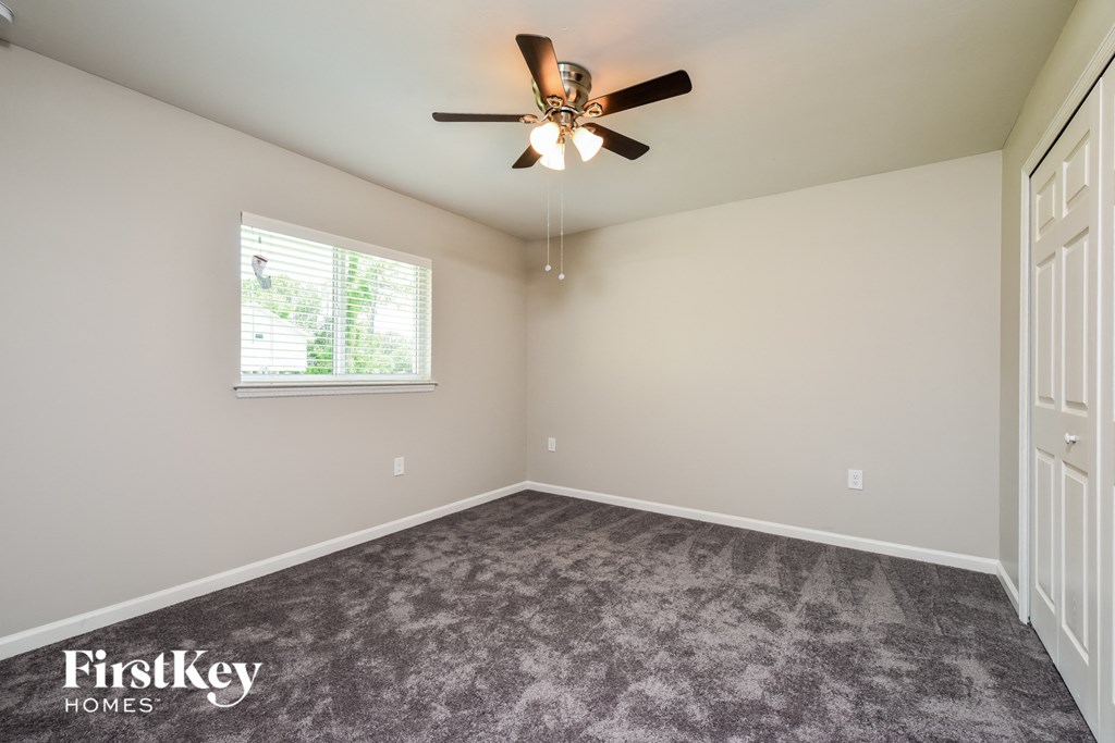 8287 Robin Road Studio House for Rent - Photo Gallery 12