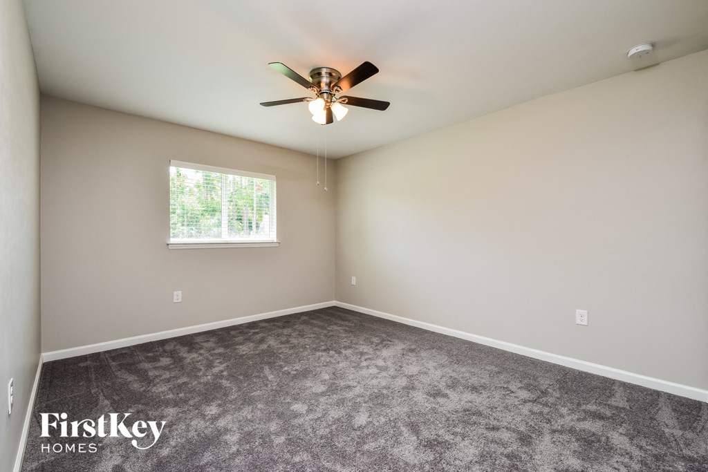 8287 Robin Road Studio House for Rent - Photo Gallery 13