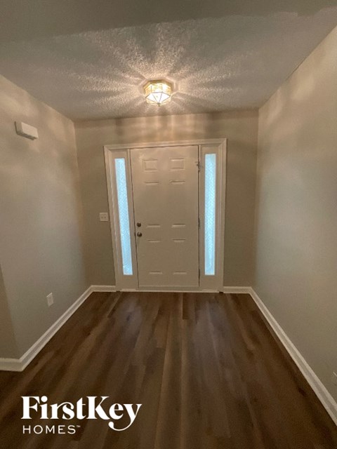 10306 Commons Crossing 3 Beds Apartment for Rent