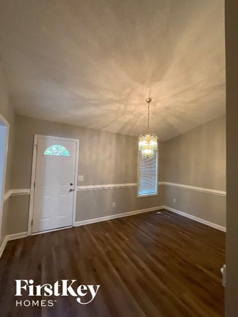 10306 Commons Crossing 3 Beds Apartment for Rent