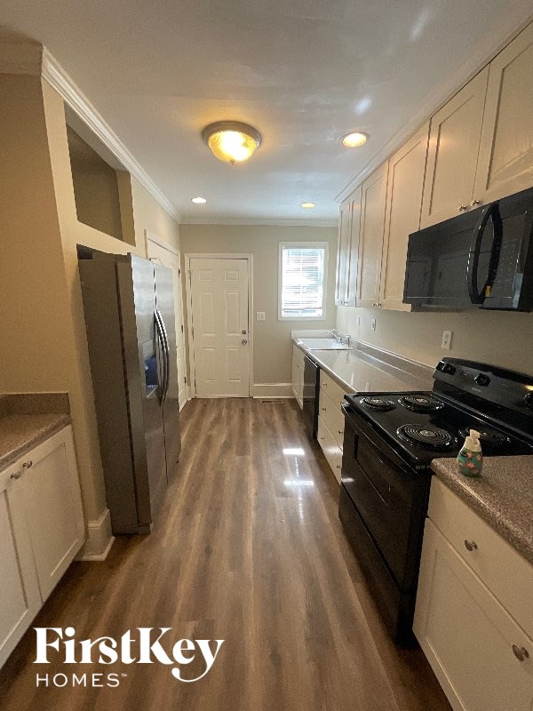 1042 VICTORY DR 3 Beds House for Rent - Photo Gallery 5