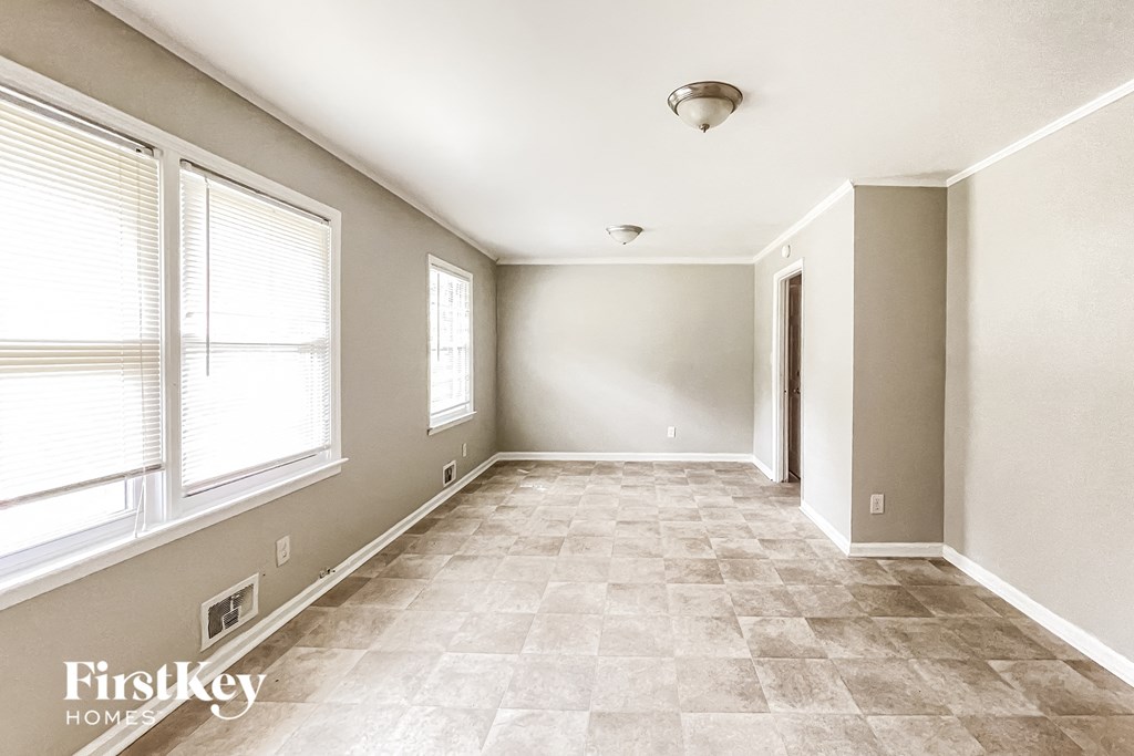 1107 Indale Place SW 2 Beds House for Rent - Photo Gallery 3