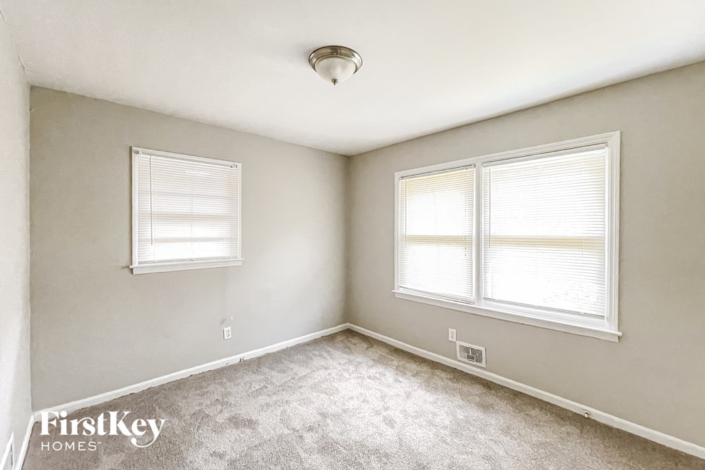 1107 Indale Place SW 2 Beds House for Rent - Photo Gallery 12