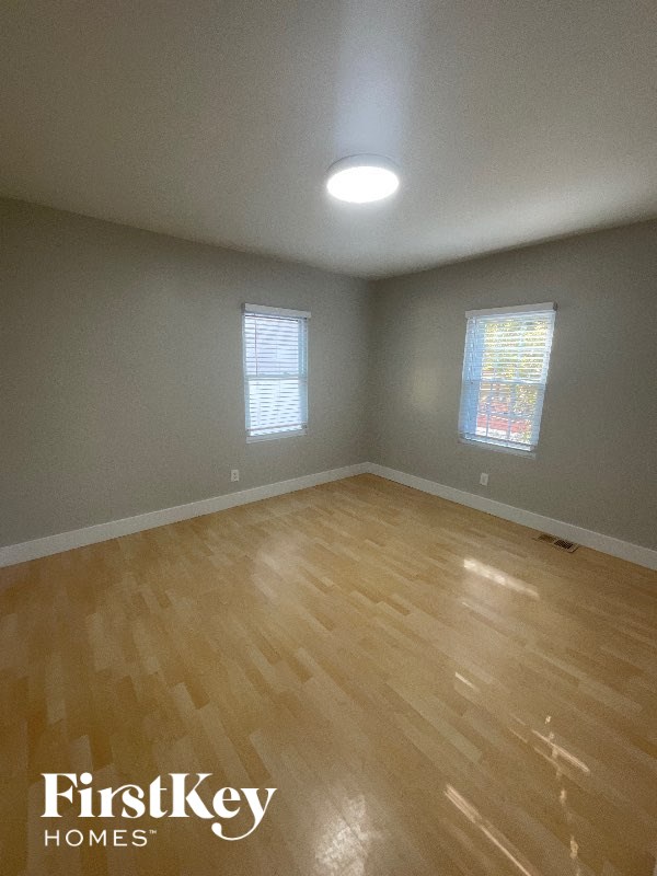 2081 Glenwood Ave 2 Beds House for Rent - Photo Gallery 6