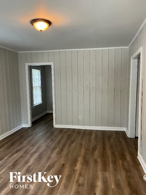 2238 Brunswick Ave 3 Beds Apartment for Rent