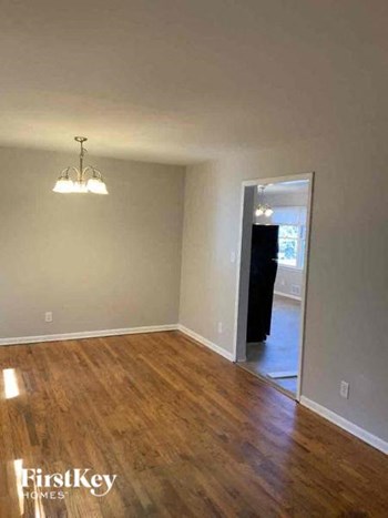 4804 Thompson Mill Rd 4 Beds House for Rent - Photo Gallery 4