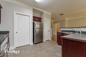 5681 Apple Grove Rd 4 Beds House for Rent - Photo Gallery 4