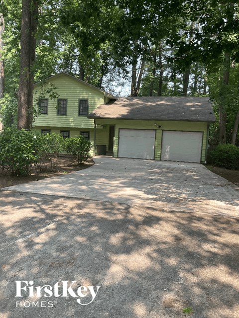 9053 Southcrest Ct 3 Beds Apartment for Rent
