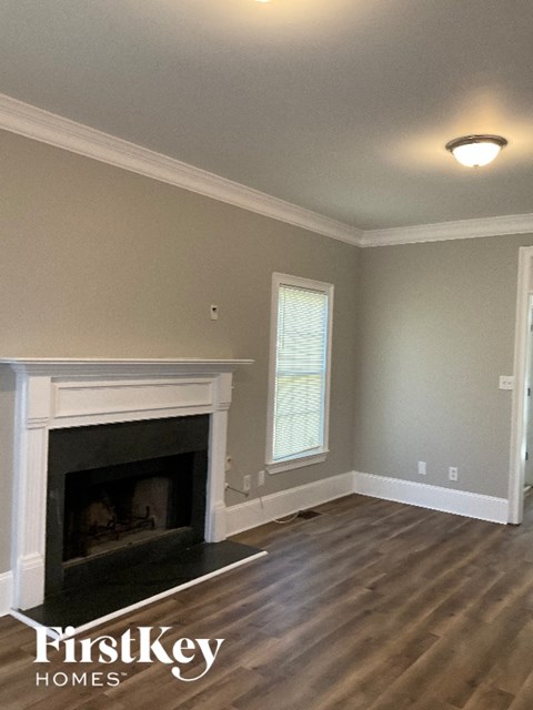 171 DOANE Street 3 Beds Apartment for Rent