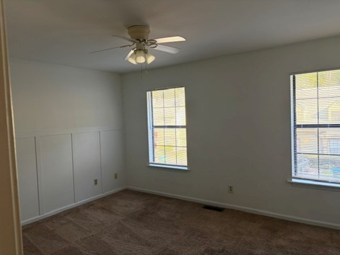 401 ISLAND PINES DR - 1 SM PET ALLOWED 2 Beds Apartment for Rent