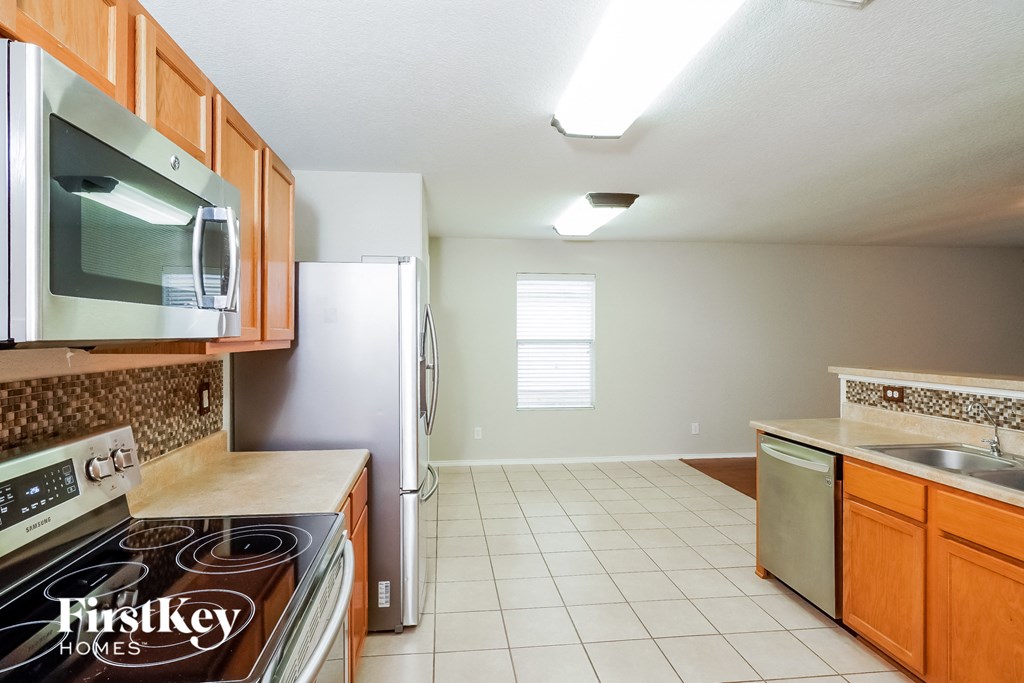 112 Rustic Acres 4 Beds House for Rent - Photo Gallery 6