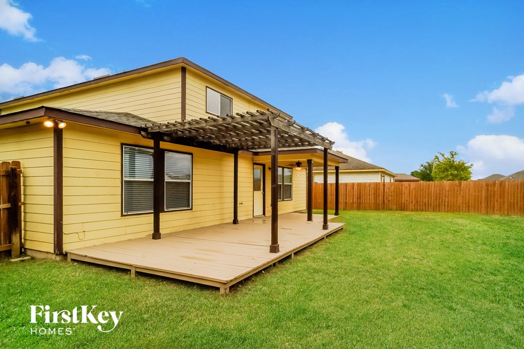 112 Rustic Acres 4 Beds House for Rent - Photo Gallery 15